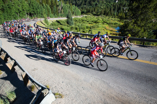 Racers roll out on Stage 1 of the 2015 Breck Epic