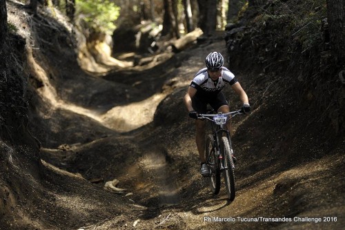 Rider descends on course at TransAndes. Photo by: Marcelo Tucuna/TransAndes Challenge 2016