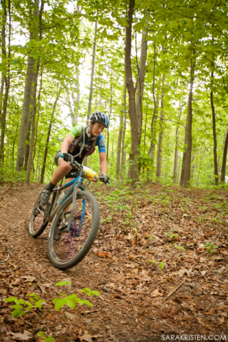 Eventual race winner Carla Williams on course. Photo by Sara Kristen/SaraKristen.com