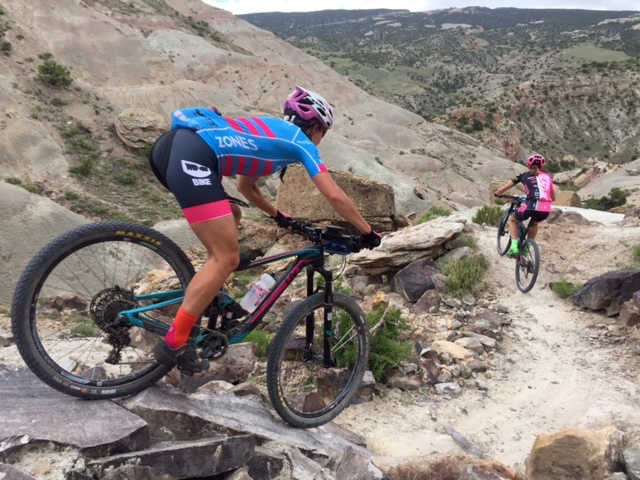 Courtenay McFadden (American Classic) keeps Mical Dyck (NoTubes) in her sights late in the race. Photo by Shannon Boffeli